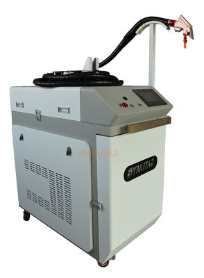 Continu draagbare laserreinigingsmachine 1500W / 2000W voor roestverwijdering