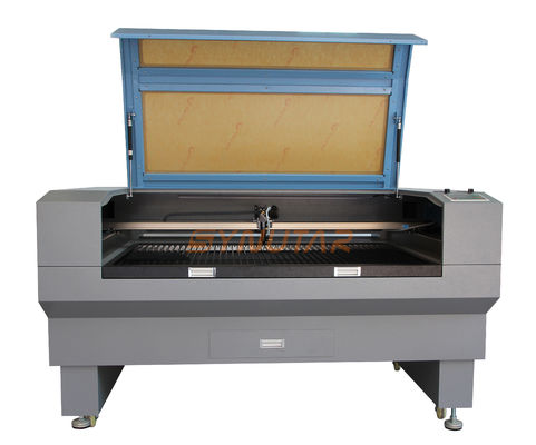 50Hz eenkoplasersnijmachine 80W / 100W / 130W