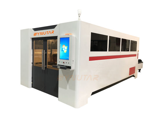 Servomotor aandrijfsysteem Metalen lasersnijmachine met laservermogen 1500W-6000W