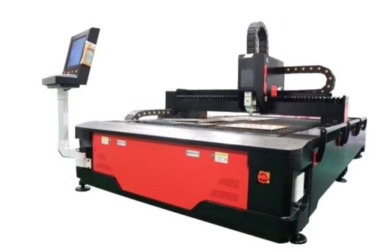 Precisie 10,6um glasvezellasersnijmachine met Cypcut-besturingssysteem - 1500*3000mm werkgebied